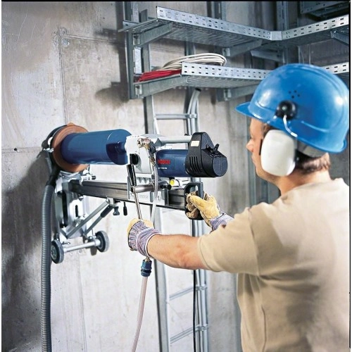 Bosch - Best Serisi Beton İçin 1 1/4'' UNC Girişli Elmas Sulu Karot Ucu 82 mm