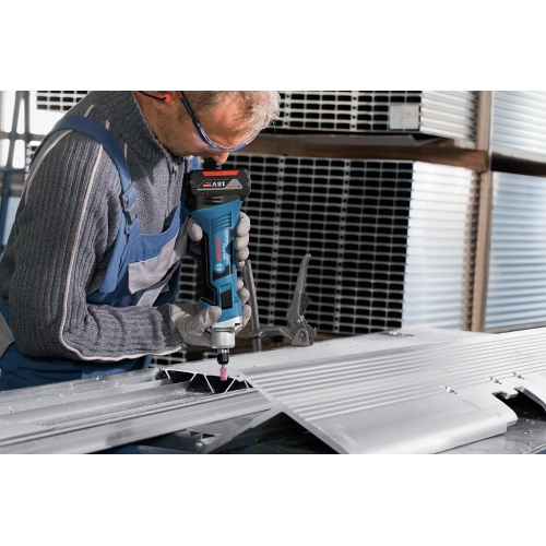 Bosch Professional GGS 18 V-LI 4 Ah Çift Akülü Kalıpçı Taşlama - Lboxx Çantalı